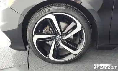 Honda Accord 2018 2.0 гидро в Москве № 2062485, миниатюра 5