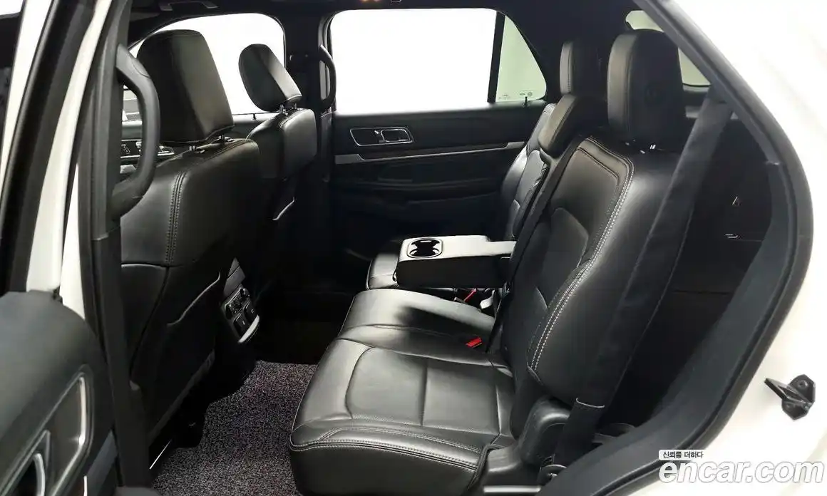 Ford Explorer 2018 2.3 гидро в Москве № 2062978, фото 18