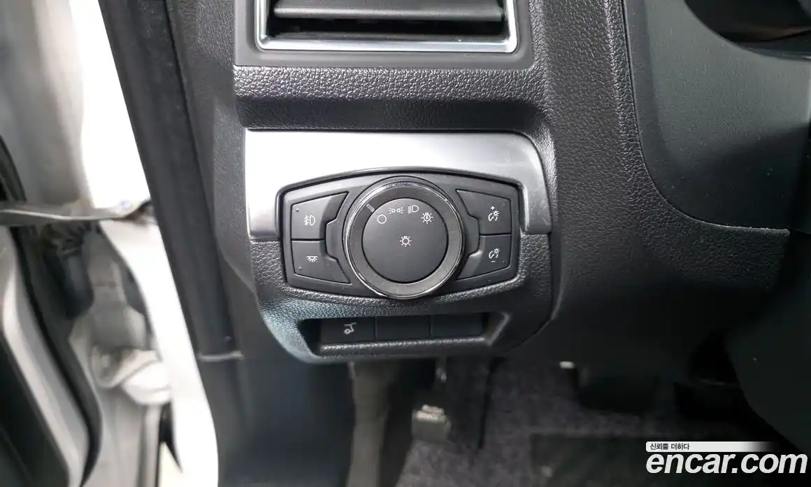 Ford Explorer 2018 2.3 гидро в Москве № 2062978, фото 26