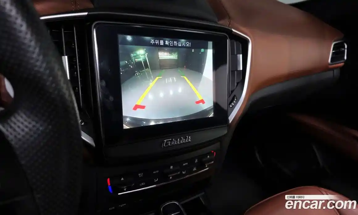Maserati Ghibli 2019 3.0 гидро, фото 25