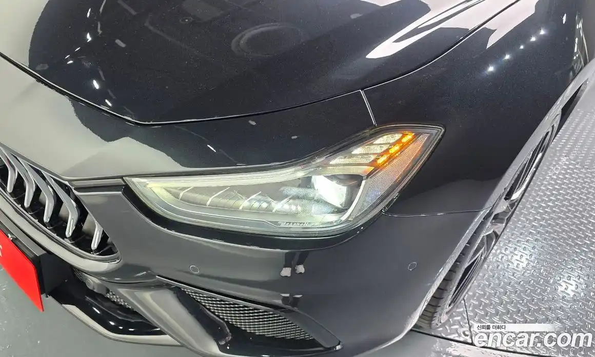 Maserati Ghibli 2019 3.0 гидро, фото 8