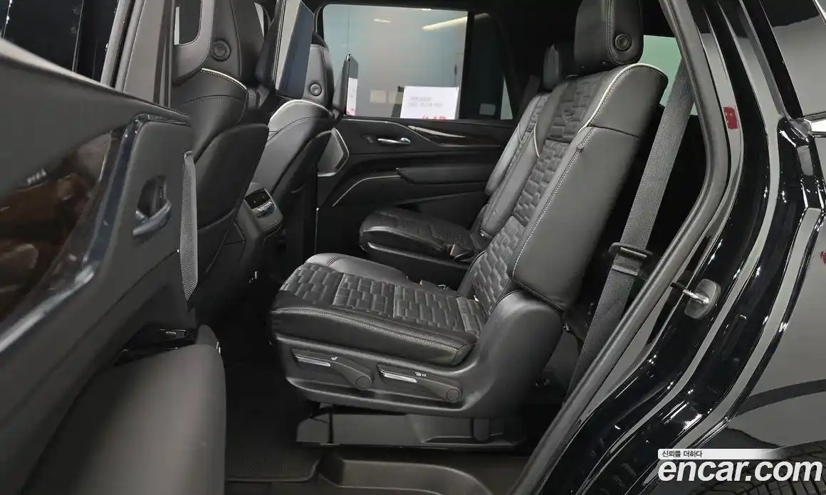 Cadillac Escalade 2021 6.2 гидро в Москве № 2065687, фото 18