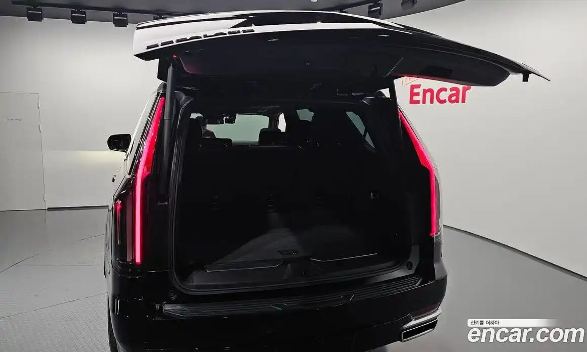 Cadillac Escalade 2021 6.2 гидро в Москве № 2065687, фото 26