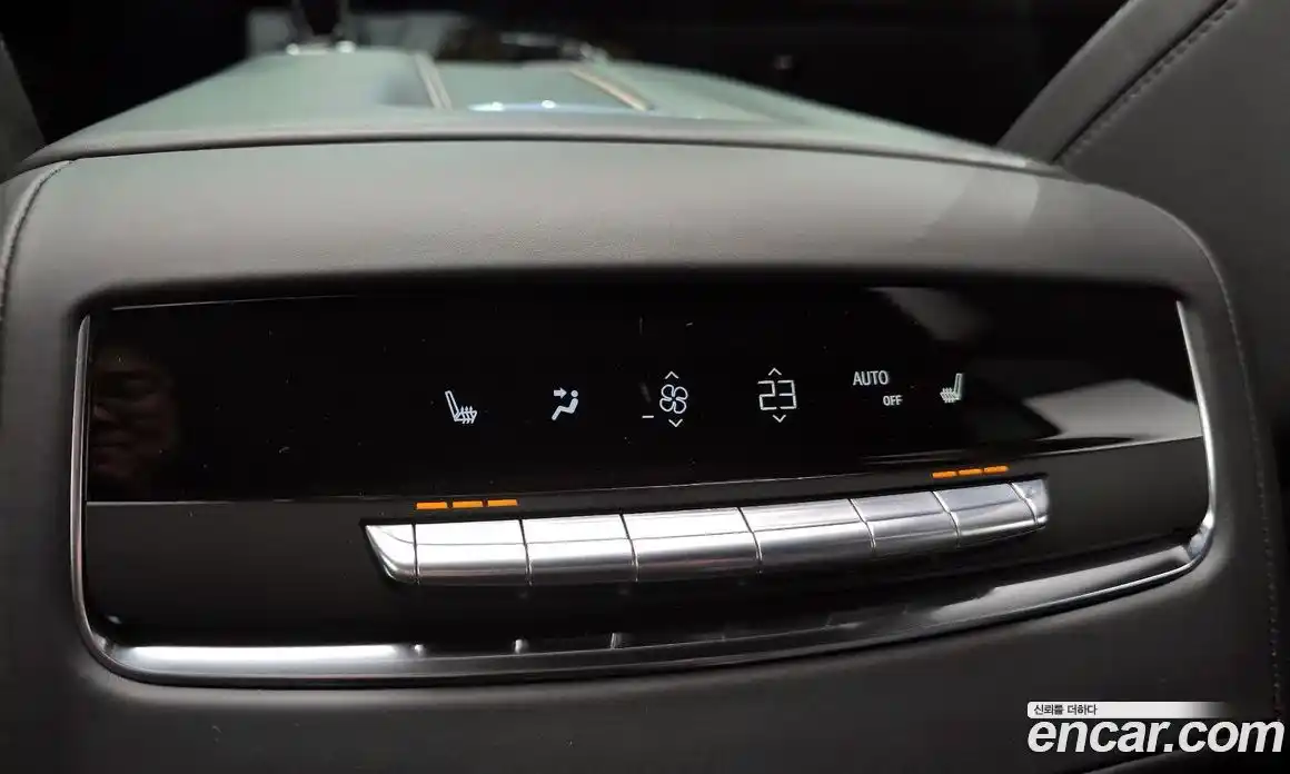 Cadillac Escalade 2021 6.2 гидро в Москве № 2065687, фото 35