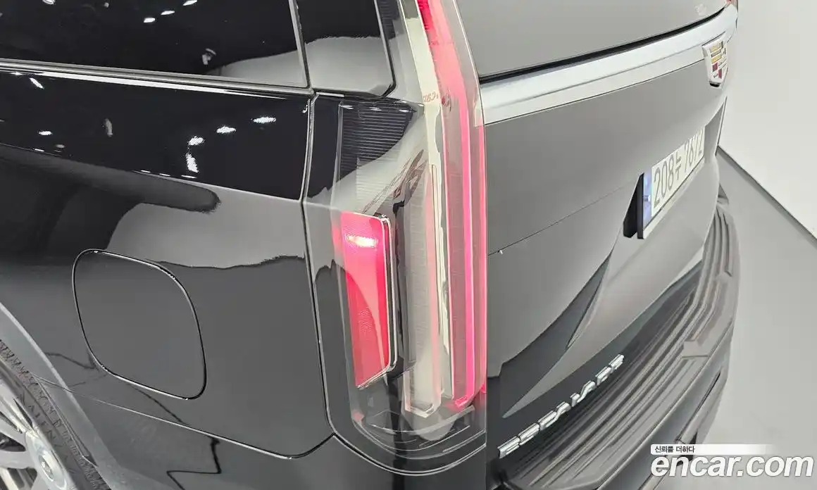 Cadillac Escalade 2021 6.2 гидро в Москве № 2065687, фото 9