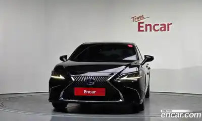 Lexus ES 2018 2.5 гидро в Москве № 214697, миниатюра 3