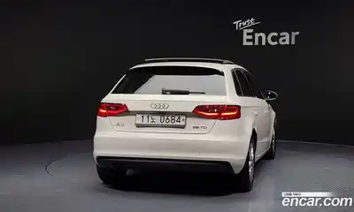 Audi A3 2015 1.6 гидро в Москве № 221822, миниатюра 4
