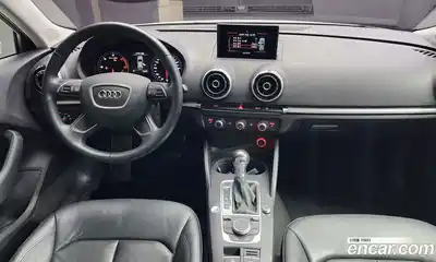 Audi A3 2015 1.6 гидро в Москве № 221822, миниатюра 7