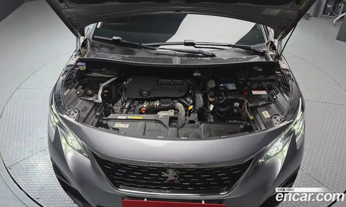 Peugeot 5008 2017 1.6 гидро в Москве, фото 6