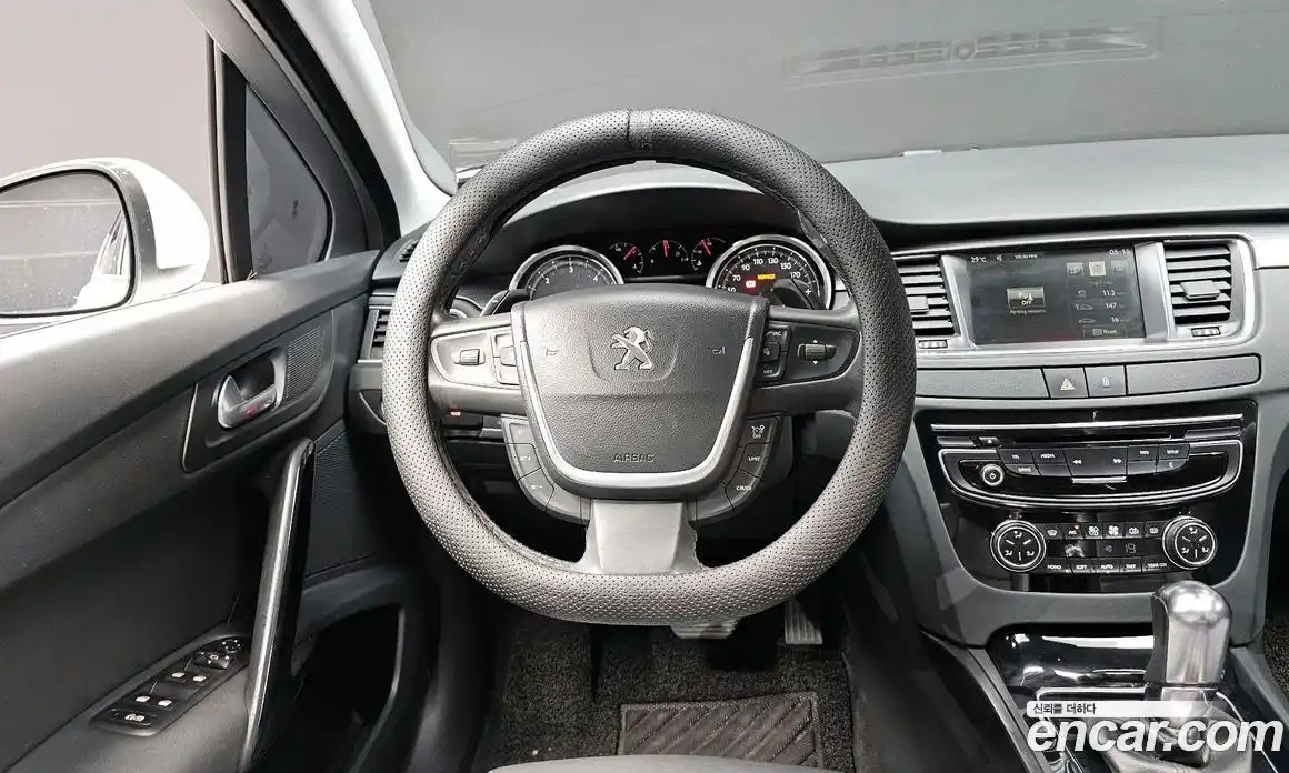 Peugeot 508 2015 1.6 гидро в Москве, фото 13