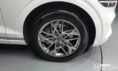 Genesis GV70 2023 2.5 гидро в Москве № 27488, миниатюра 5