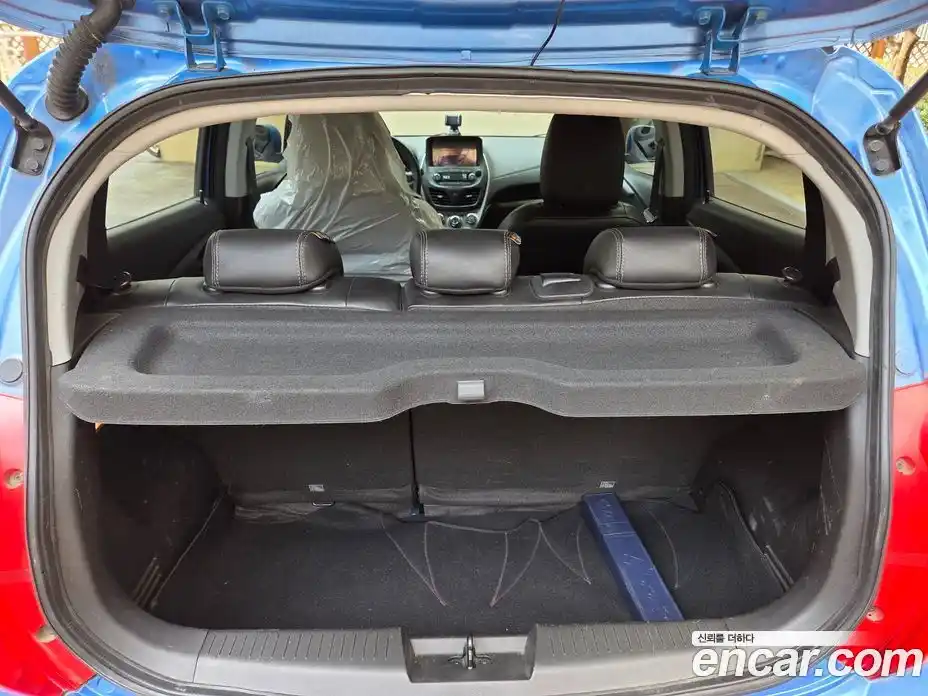 Chevrolet Spark 2016 1.0 гидро в Москве, фото 18