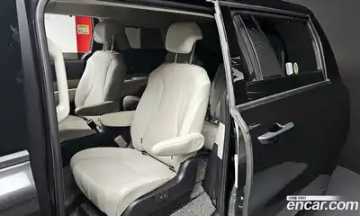 Kia Canival 2022 2.2 гидро в Москве № 124212, миниатюра 11