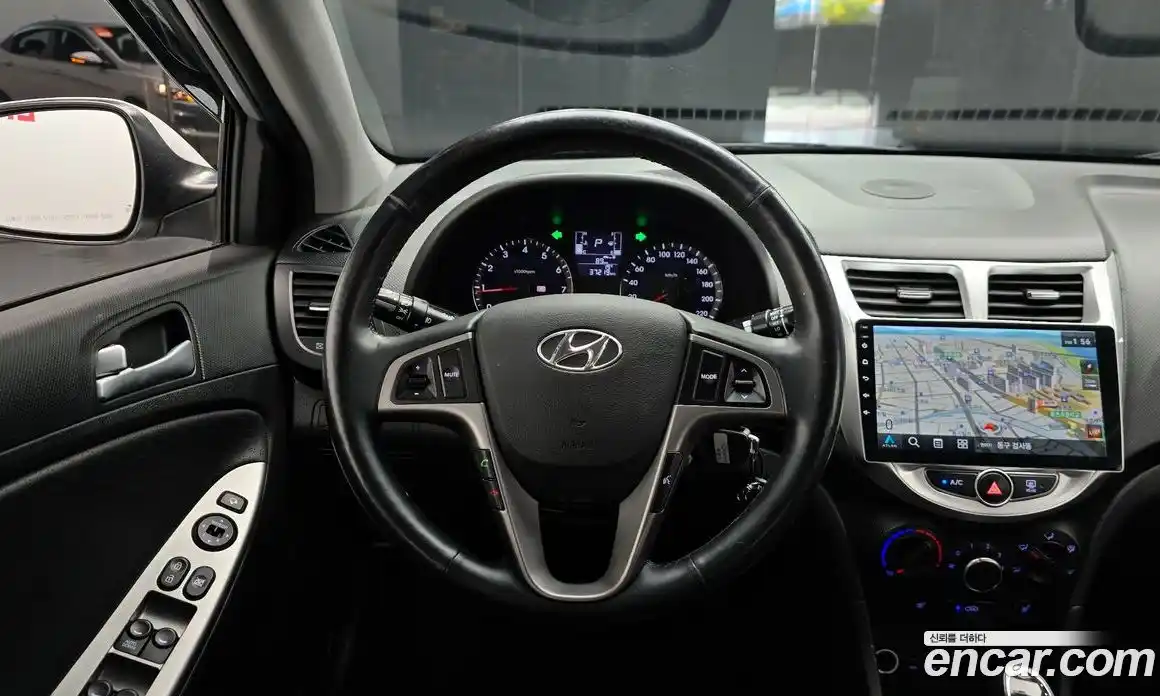Hyundai Accent 2015 1.4 гидро в Москве № 126850, фото 13