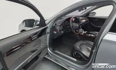 Audi A8 2012 4.2 гидро в Москве № 147209, миниатюра 11