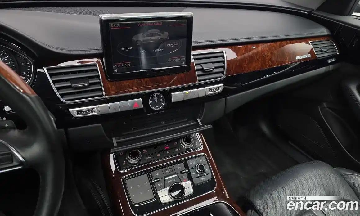 Audi A8 2012 4.2 гидро в Москве № 147209, фото 14