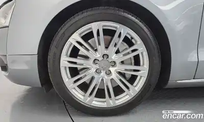 Audi A8 2012 4.2 гидро в Москве № 147209, миниатюра 5
