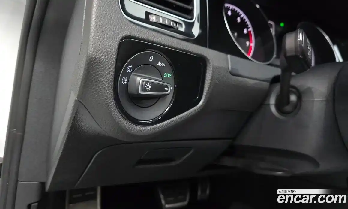 Volkswagen Golf 2014 1.4 гидро в Москве № 155614, фото 13