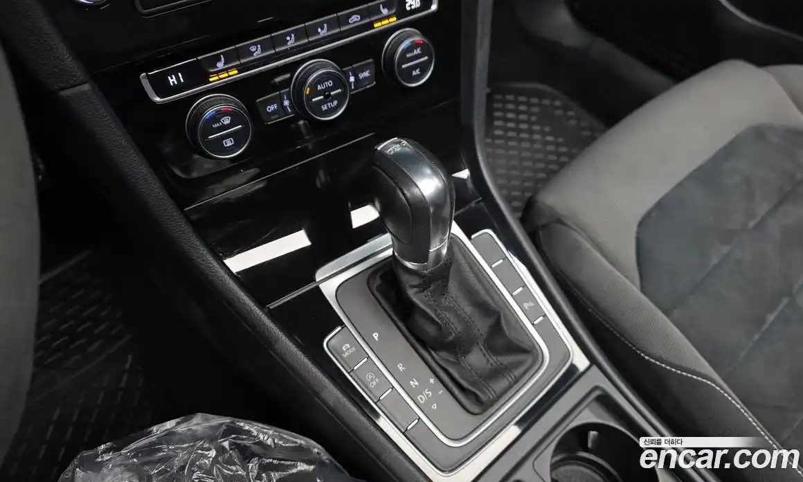 Volkswagen Golf 2014 1.4 гидро в Москве № 155614, фото 8