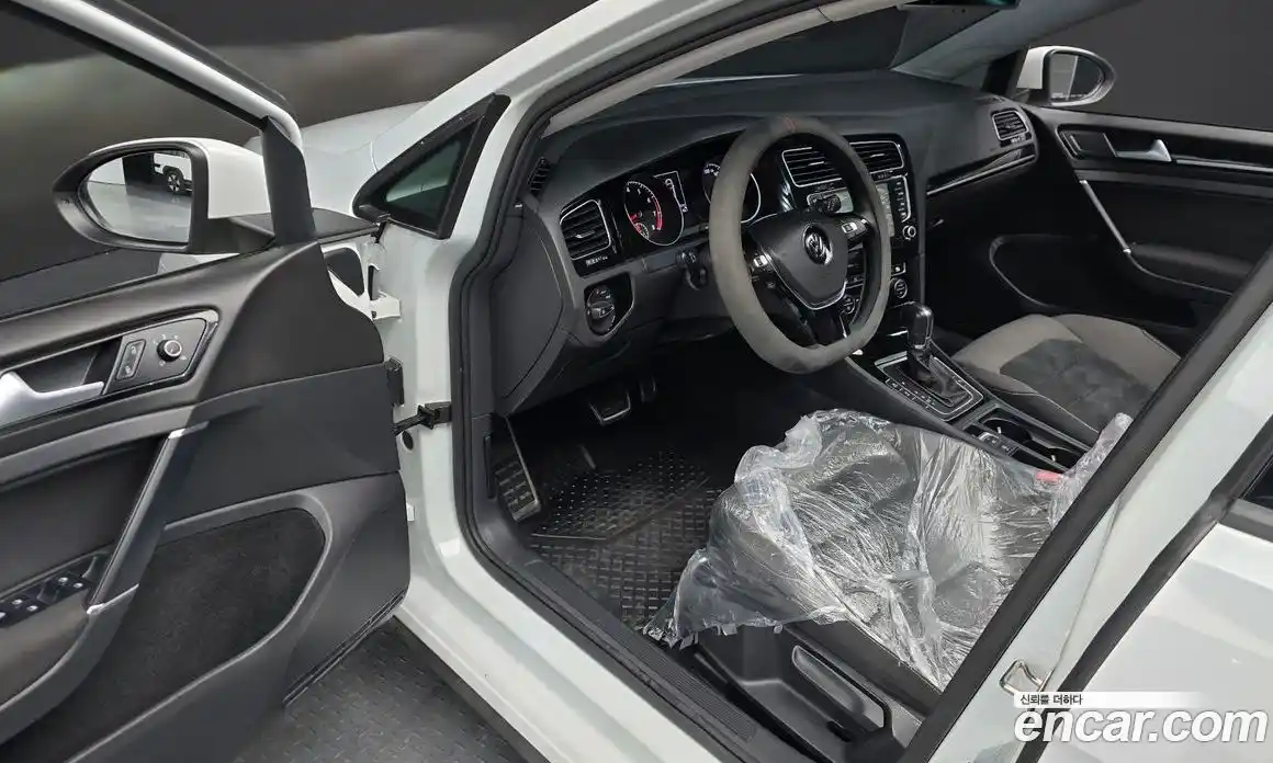 Volkswagen Golf 2014 1.4 гидро в Москве № 155614, фото 10
