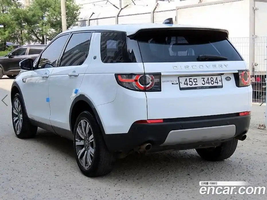 Land Rover Discovery Sport 2017 2.0 гидро в Москве № 1619899, фото 3