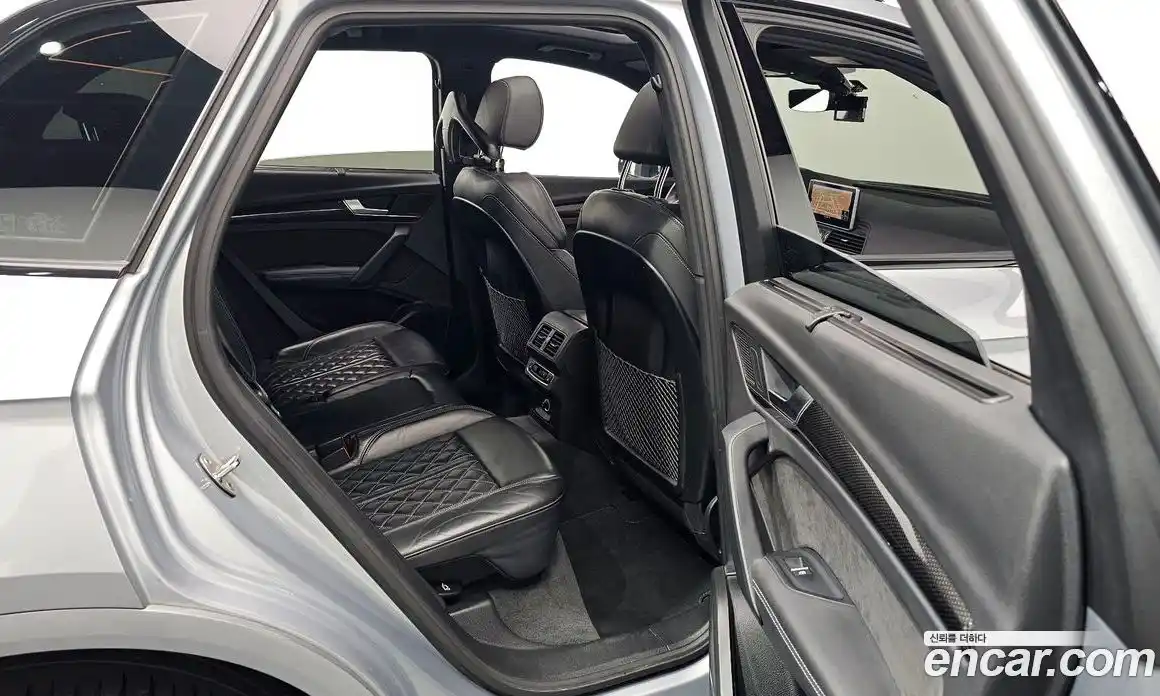 Audi SQ5 2020 3.0 гидро в Москве № 163644, фото 11