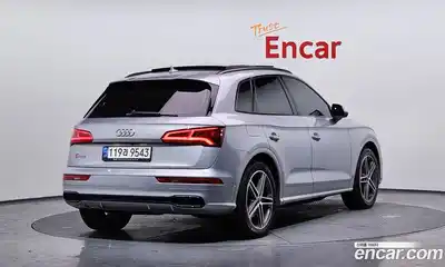 Audi SQ5 2020 3.0 гидро в Москве № 163644, миниатюра 2