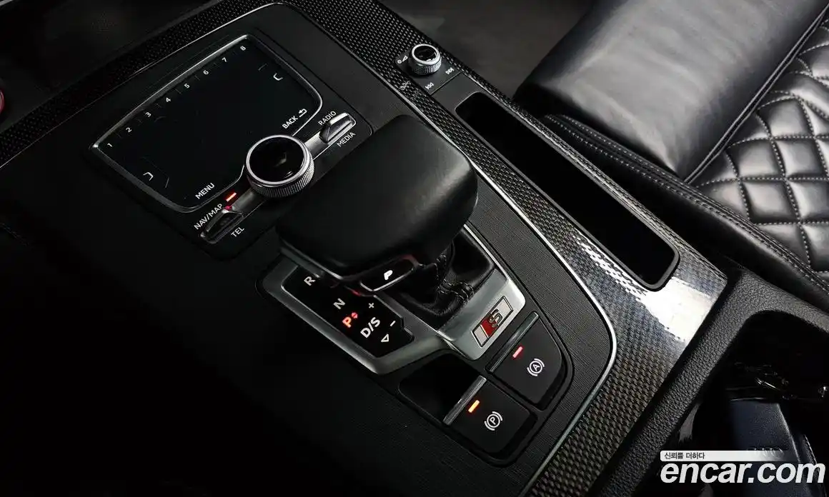 Audi SQ5 2020 3.0 гидро в Москве № 163644, фото 9