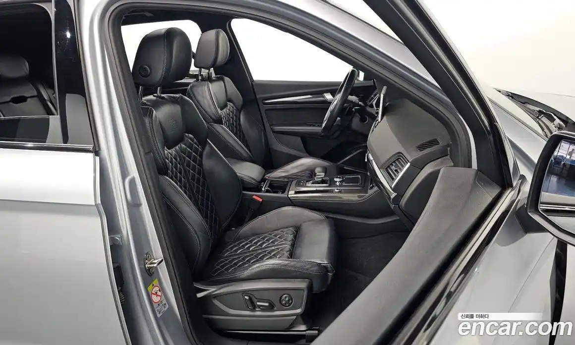 Audi SQ5 2020 3.0 гидро в Москве № 163644, фото 10