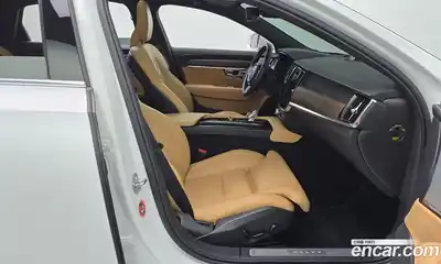 Volvo S90 2021 2.0 гидро в Москве № 164338, миниатюра 11