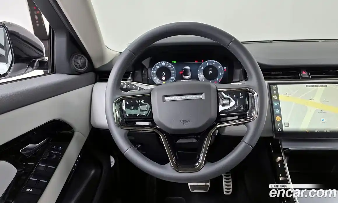 Land Rover Range-Rover Evoque 2024 2.0 гидро в Москве № 166005, фото 13