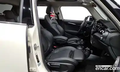 Mini Cooper 2020 2.0 гидро в Москве № 167145, миниатюра 11