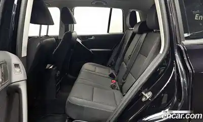 Volkswagen Tiguan 2012 2.0 гидро в Москве № 168947, миниатюра 12