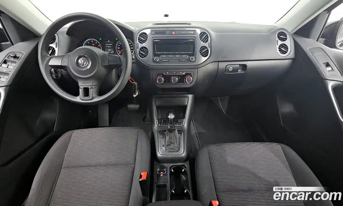 Volkswagen Tiguan 2012 2.0 гидро в Москве № 168947, фото 7
