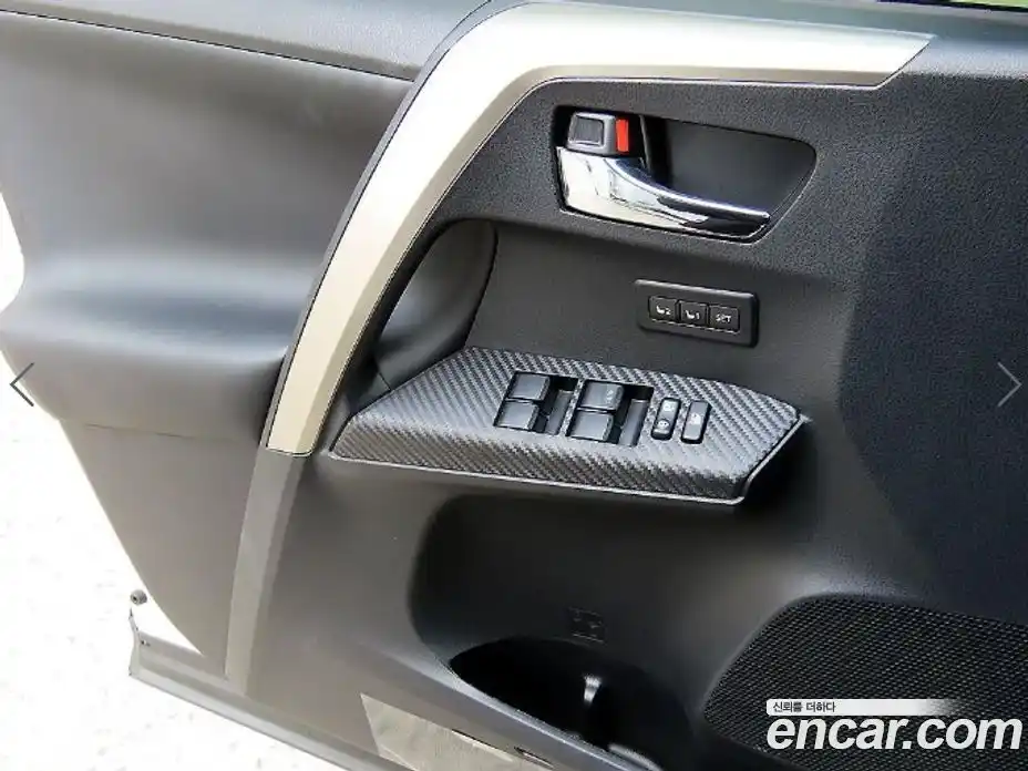 Toyota RAV4 2014 2.5 гидро в Москве № 1695982, фото 11