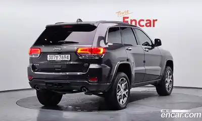 Jeep Cherokee 2020 3.6 гидро в Москве № 169641, миниатюра 2