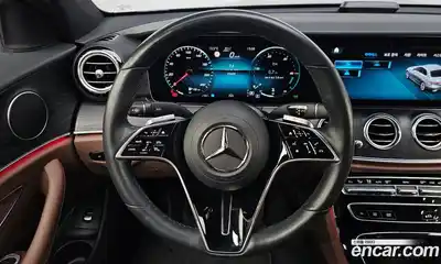 Mercedes-Benz E-Class 2023 2.0 гидро, миниатюра 12