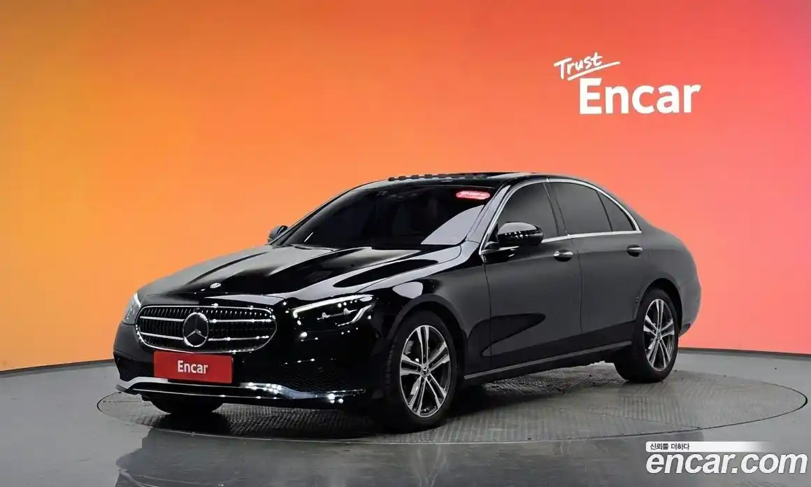 Mercedes-Benz E-Class 2023 2.0 гидро, фото 20