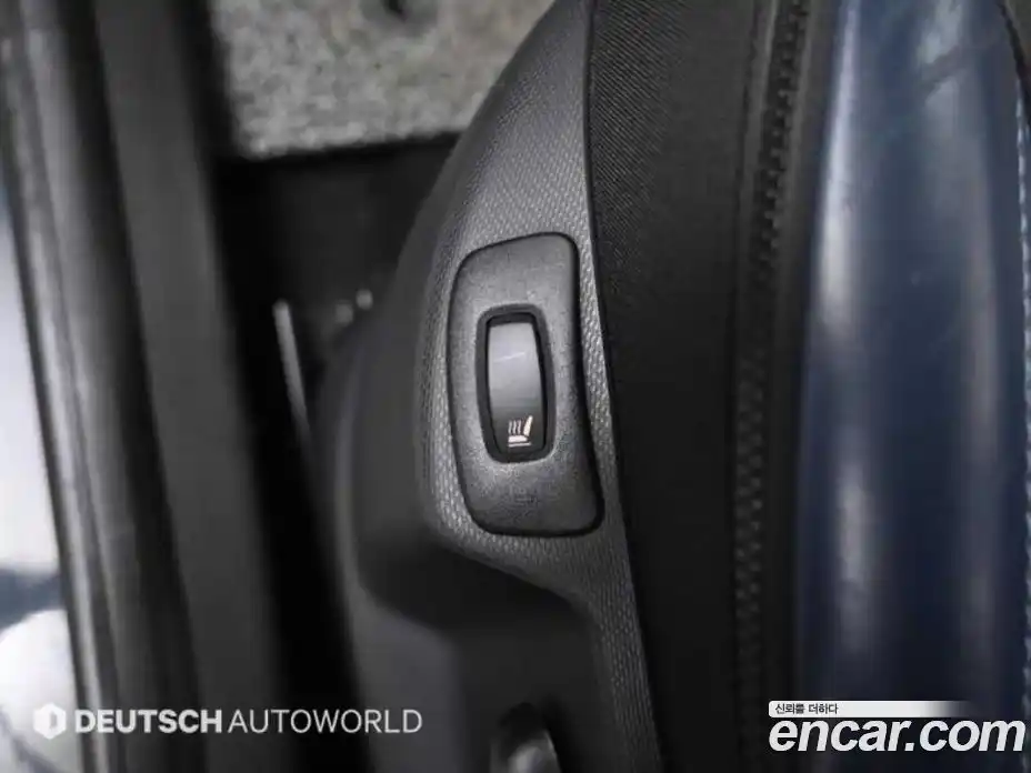 Renault QM3 2015 1.5 гидро в Москве № 186655, фото 17