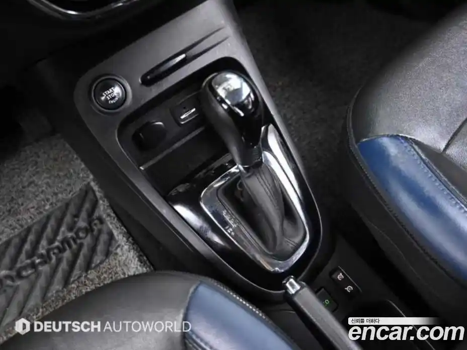 Renault QM3 2015 1.5 гидро в Москве № 186655, фото 9