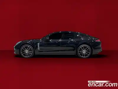 Porsche Panamera, 2022