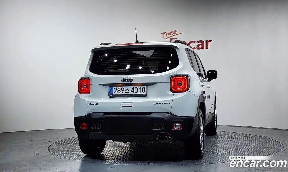 Jeep Renegade 2021 2.4 гидро в Москве № 199439, фото 4