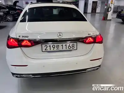 Mercedes-Benz E-Class 2025 2.0 гидро в Москве № 2049658, миниатюра 3