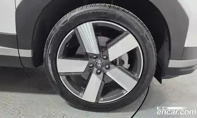 Hyundai Santa Fe 2024 2.5 гидро в Москве № 2049746, миниатюра 7