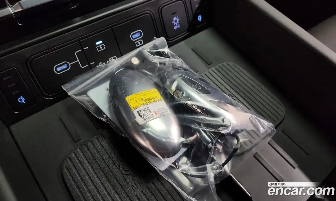 Hyundai Santa Fe 2024 1.6 гидро в Москве № 2049751, фото 20