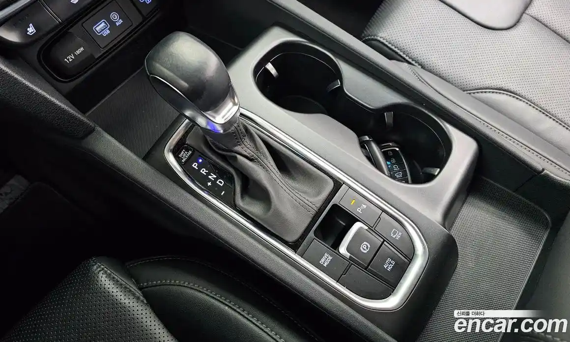 Hyundai Santa Fe 2019 2.0 гидро в Москве № 2049961, фото 12
