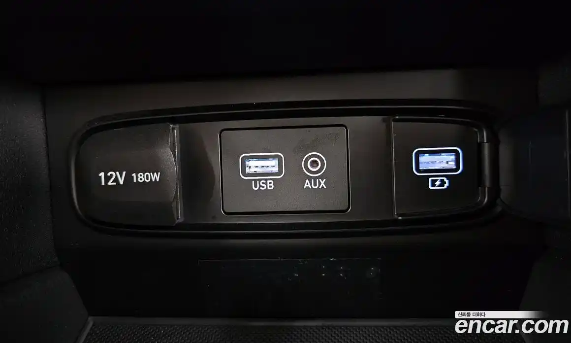 Hyundai Santa Fe 2019 2.0 гидро в Москве № 2049961, фото 16