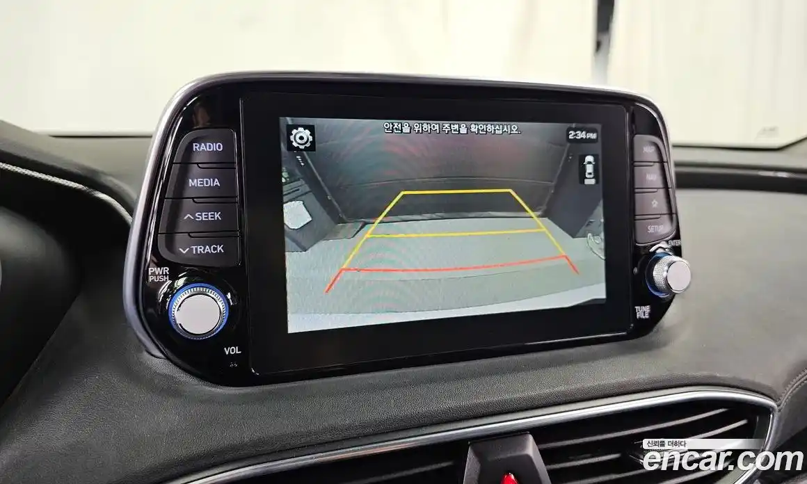 Hyundai Santa Fe 2019 2.0 гидро в Москве № 2049961, фото 21