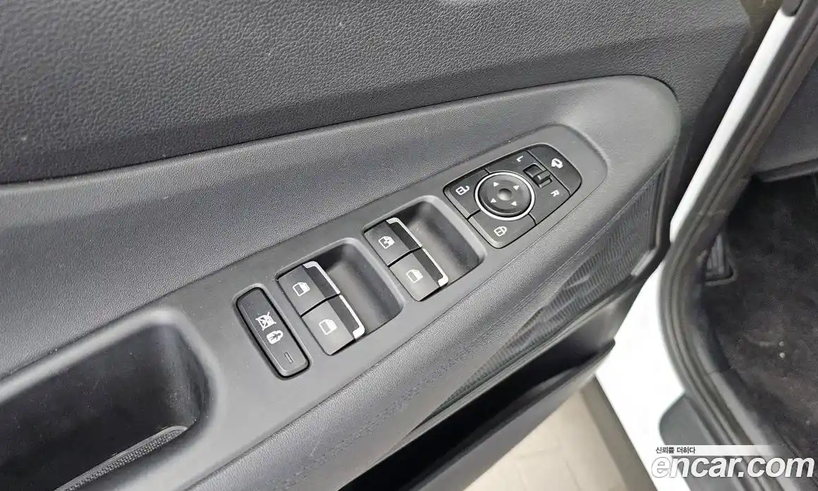 Hyundai Santa Fe 2019 2.0 гидро в Москве № 2049961, фото 29