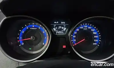 Hyundai Avante 2014 1.6 гидро в Москве № 2049985, миниатюра 11
